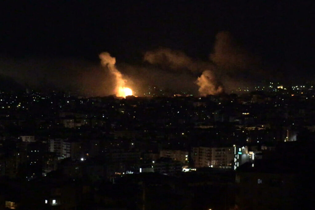 EE.UU. asegura haber destruido 17 barcos y 100 misiles balísticos de Irán