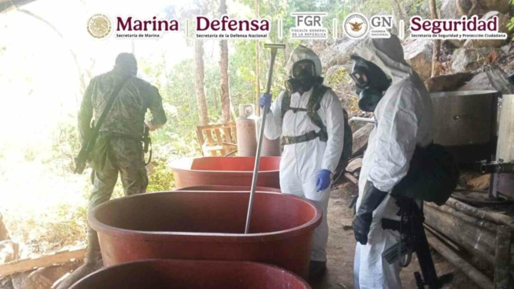 Decomisan 300 kilos de metanfetamina en el estado de Guerrero - decomisan-300-kilos-de-metanfetamina-en-el-estado-de-guerrero-1-1024x576