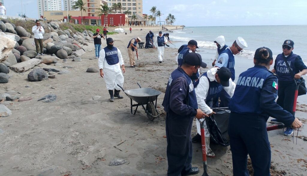 Despliegan más de 2 mil 450 elementos por presencia de hidrocarburos en costas de Veracruz y Tabasco - despliegan-mas-de-2-mil-450-elementos-por-presencia-de-hidrocarburos-en-costas-de-veracruz-y-tabasco-3-1024x587