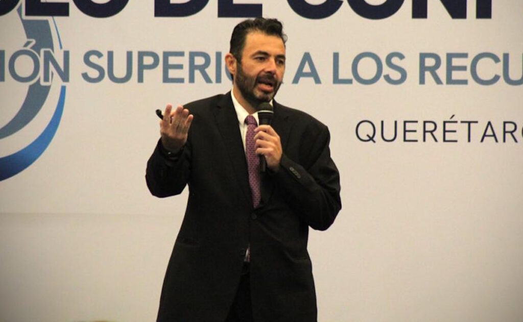 Diputados eligen a Aureliano Hernández Palacios Cardel como próximo titular de la ASF