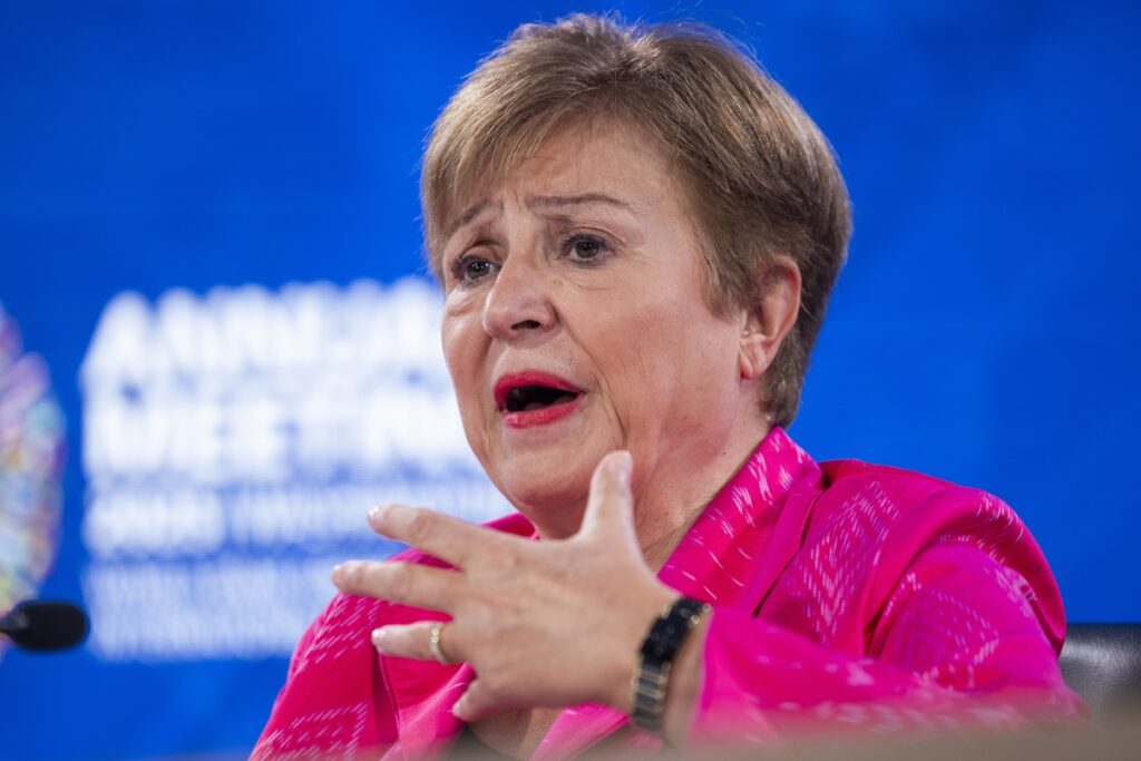 Directora del FMI llama a pensar “en lo impensable” en un panorama marcado por la guerra
