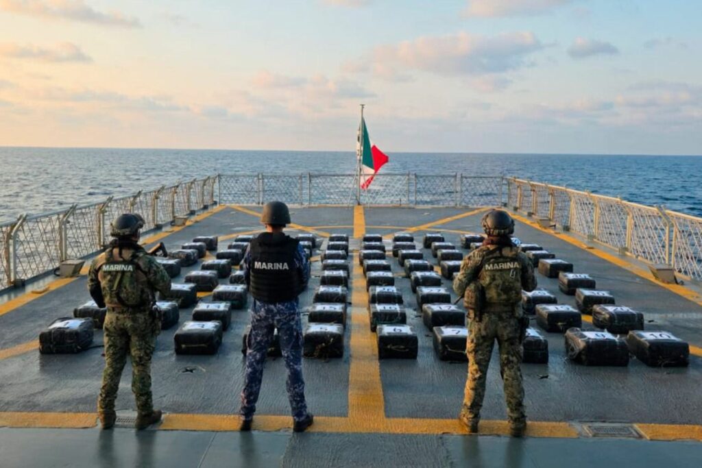 Aseguran 2 toneladas de cocaína en costas de Acapulco, Guerrero