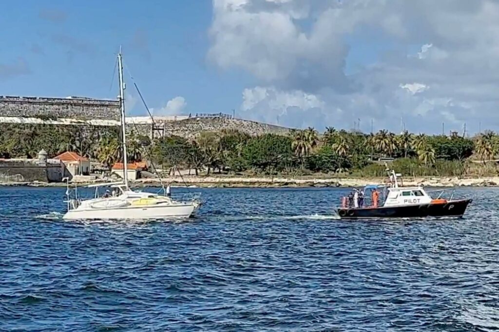 Llegan a Cuba los dos veleros del Convoy Nuestra América tras ser relocalizados