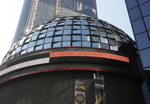 La Bolsa de México gana 0.6 % y se ubica en 67 mil 87.64 unidades