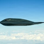 EE.UU. desplegó dos B-2 desde su territorio para bombardear Irán