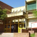 Alumno mata a compañero y hiere a otros dos durante honores a la bandera