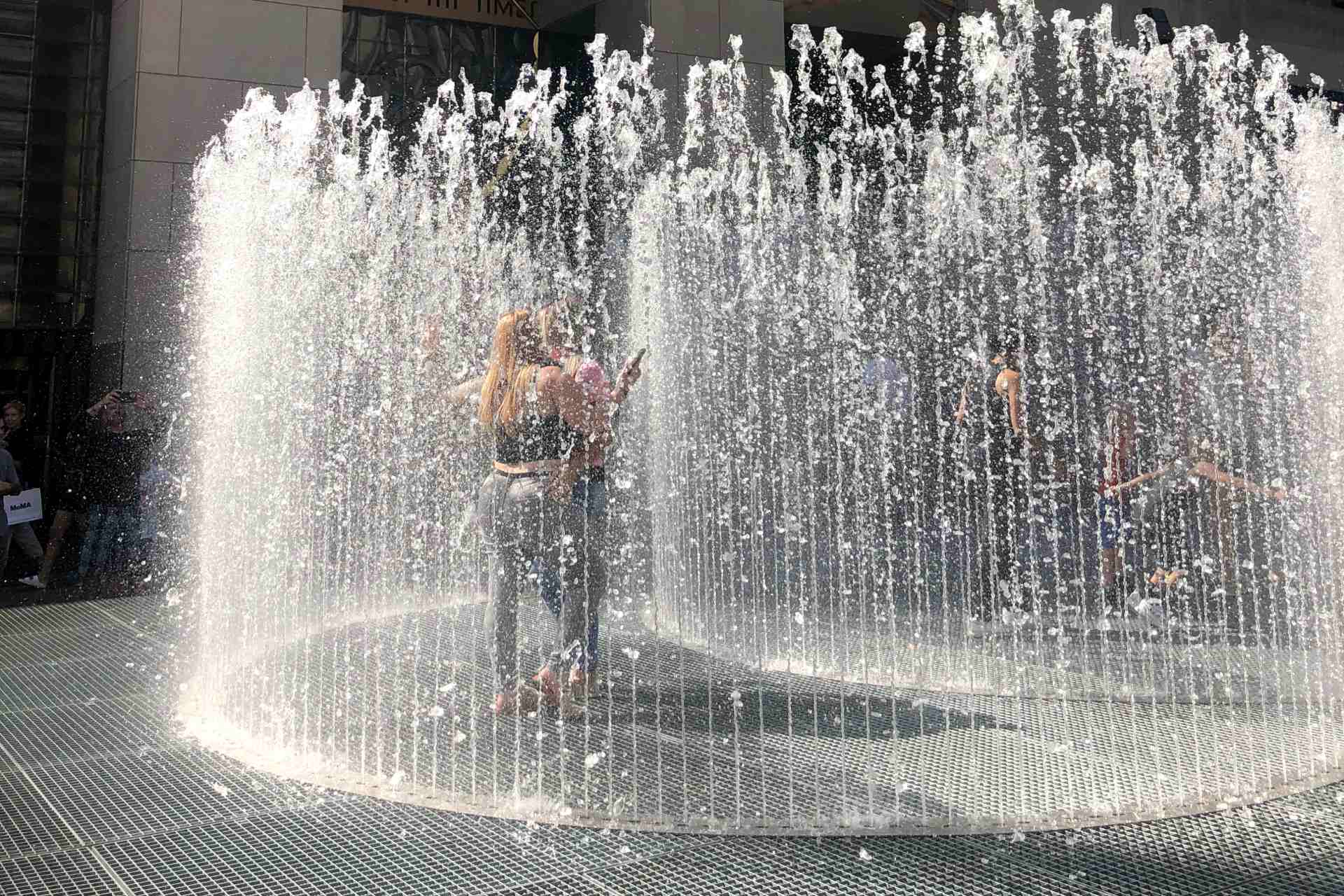 Estados Unidos afronta al mismo tiempo una “anormal” ola de calor y otra tormenta invernal