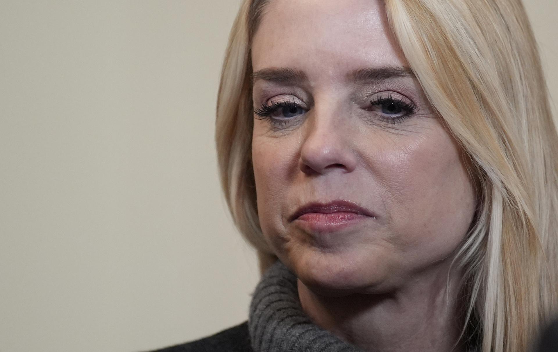 Gobierno de EE.UU. investiga a California por alojar mujeres trans en prisiones femeninas