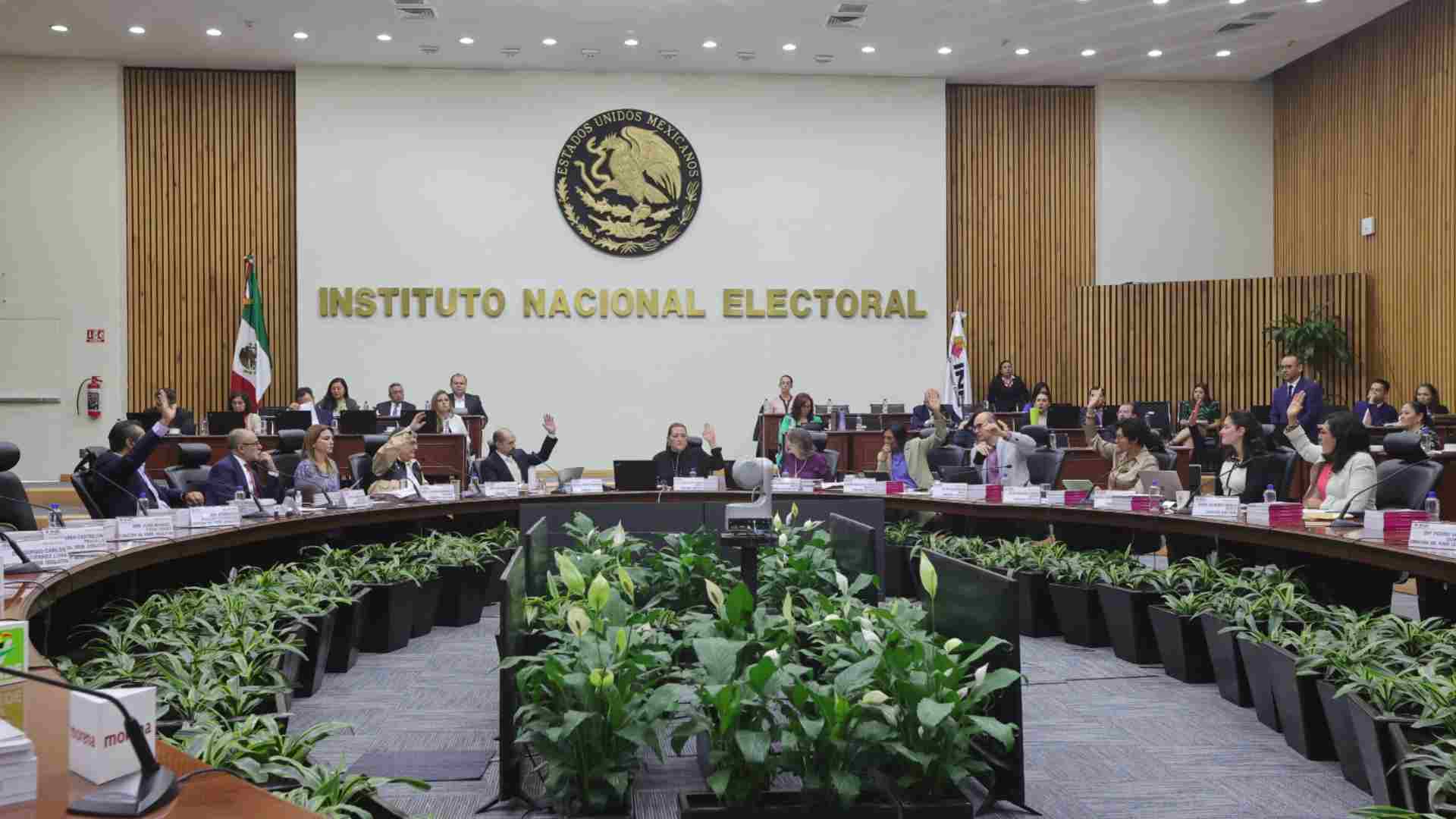 INE renueva credencial para votar con identidad de género y diversidad