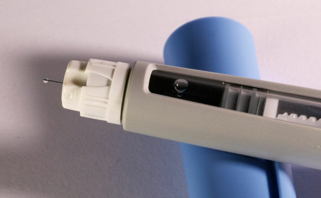 Alertan por comercialización ilegal de productos con tirzepatida; ¿qué es y para qué sirve?