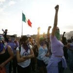 ¿Cuántas mujeres asistieron a la marcha por el 8M en la CDMX?