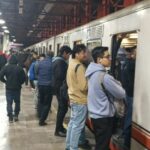 Metro CDMX reporta alta afluencia en 7 líneas; implementa la dosificación de usuarios