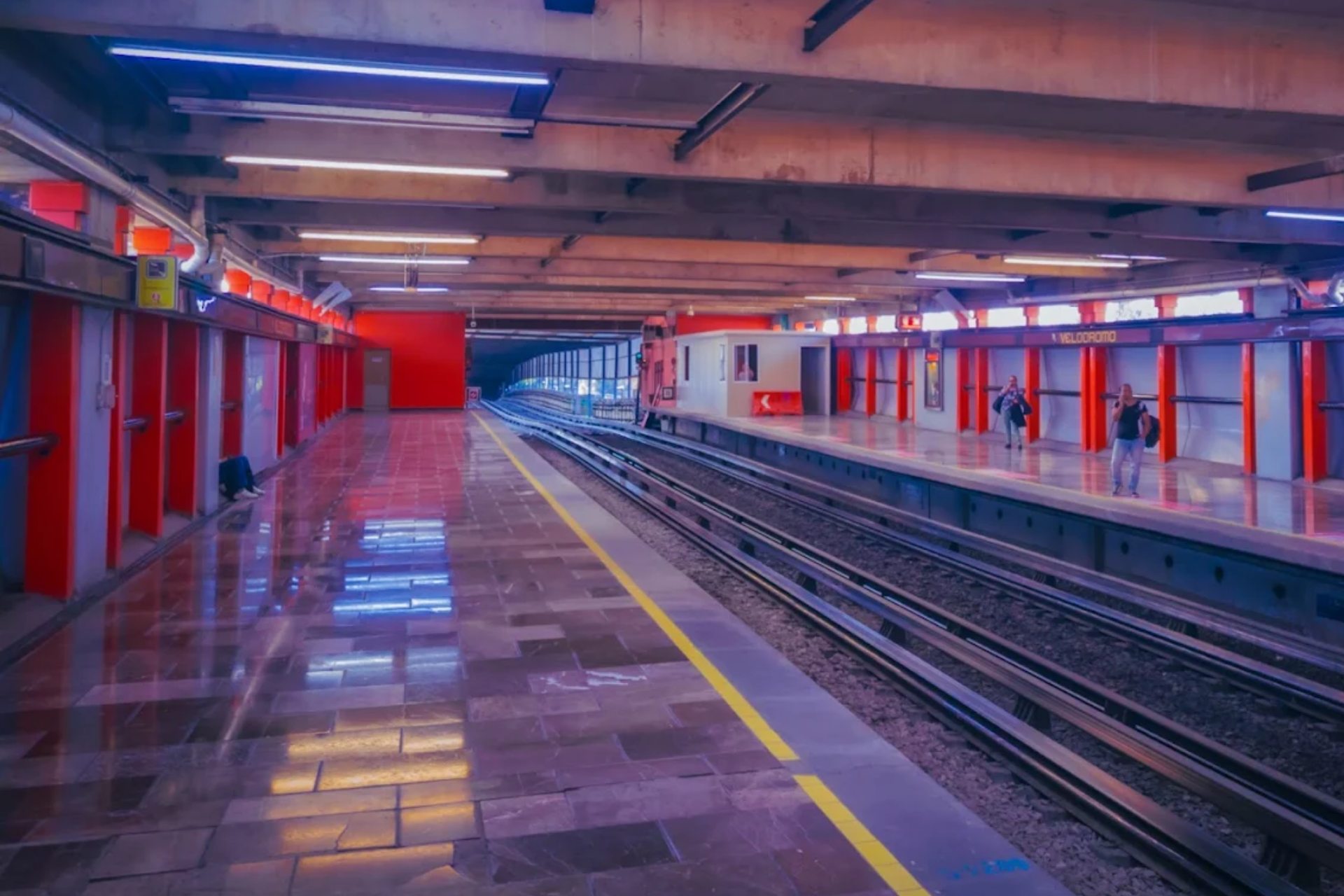 Metro CDMX anuncia horario extendido en Línea 9 por Vive Latino 2026