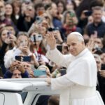 León XIV implora la paz para el “mundo entero”