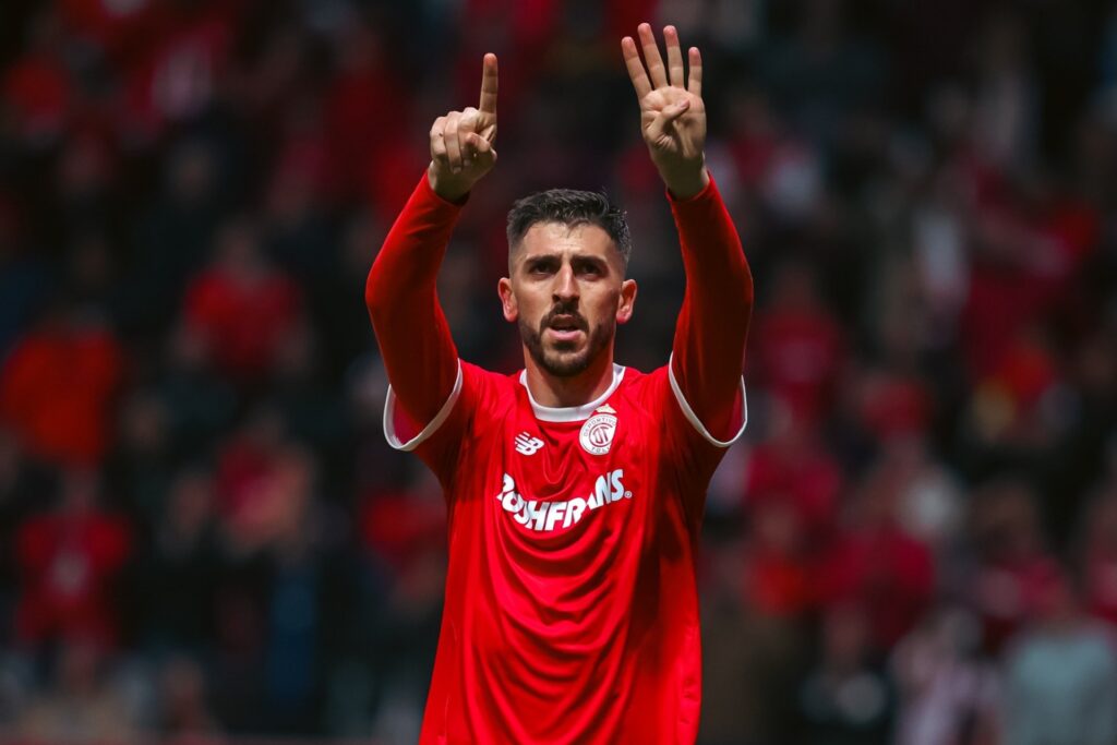 Portugal convoca a Paulinho, delantero del Toluca, para los juegos ante México y EE.UU.