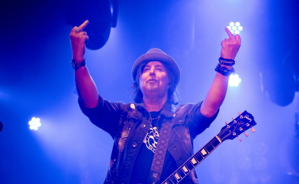 Murió Phil Campbell, guitarrista de Motörhead
