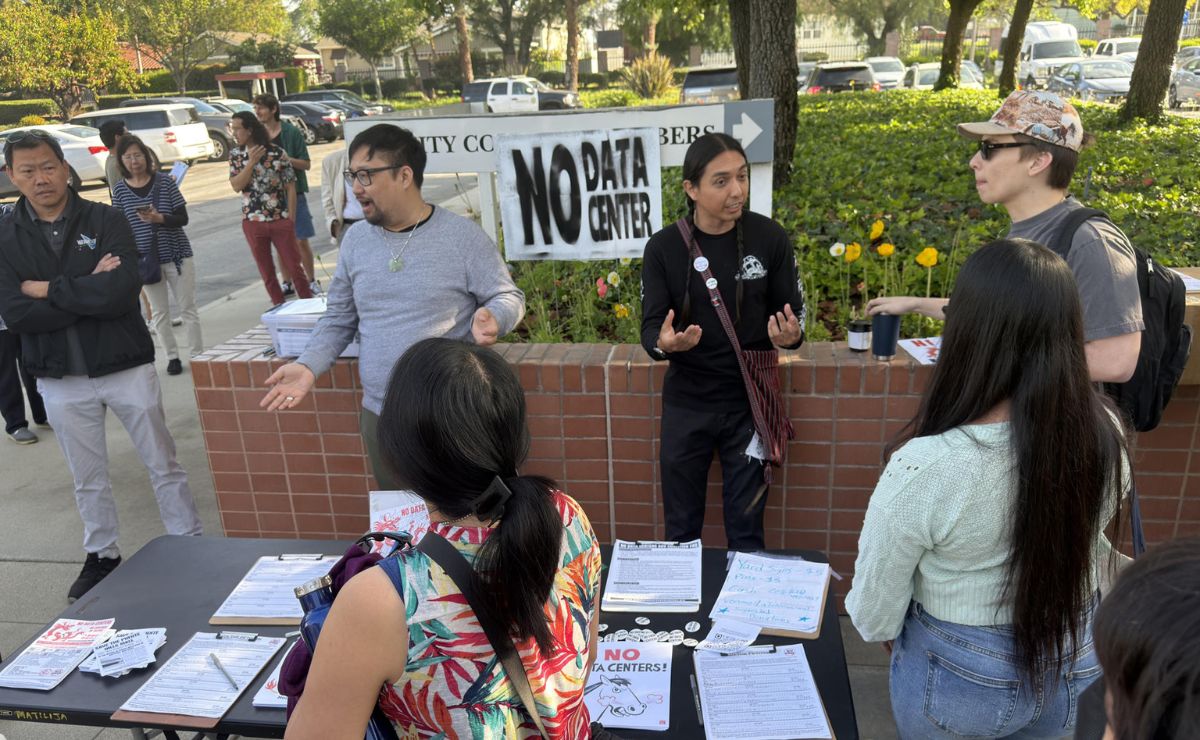 Crece rechazo en Los Ángeles a centro de IA en icónico escenario de ‘Volver al futuro’ Crece rechazo en Los Ángeles a centro de IA en icónico escenario de ‘Volver al futuro’