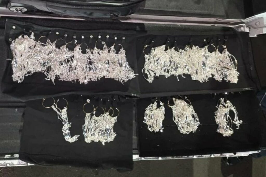 Detienen a cuatro colombianos por robo de 739 piezas de joyería en la alcaldía Benito Juárez