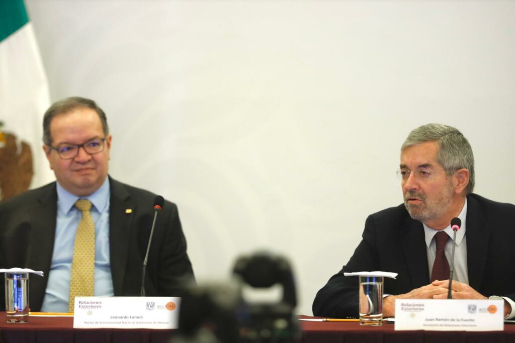 SRE y UNAM revisan avances de la Plataforma Acción Migrante a un año de su operación