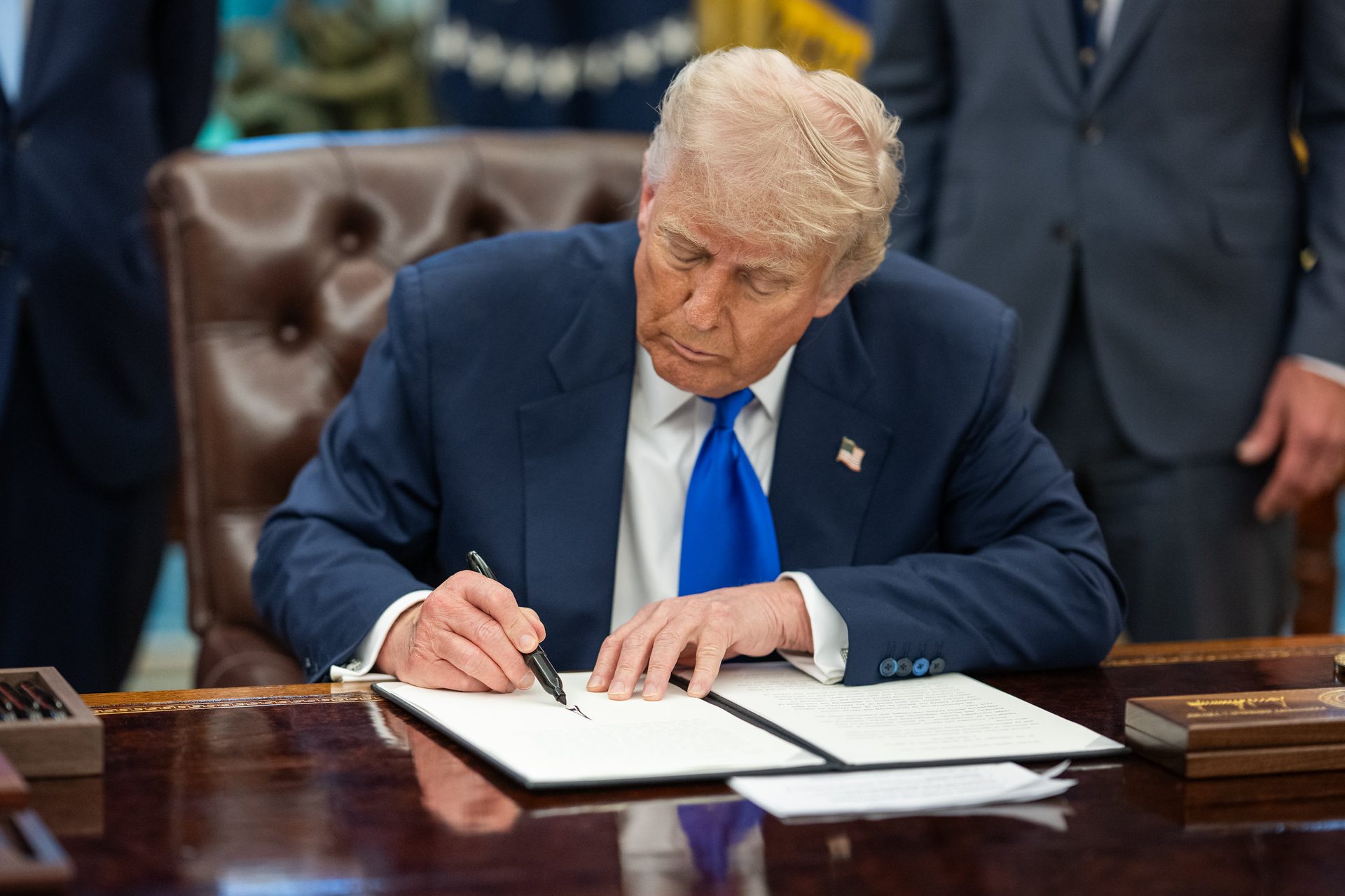 Trump estampará su firma en billetes de dólar, primera vez que lo hace un presidente de EE.UU. en ejercicio