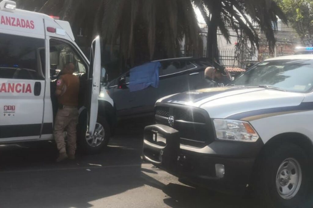 Balacera en avenida Canal Río Churubusco, CDMX, deja un muerto
