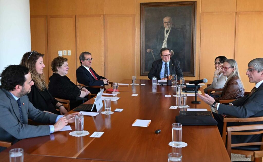 Con Canadá, prioritario el intercambio académico en todas las áreas de conocimiento: rector Lomelí Con Canadá, prioritario el intercambio académico en todas las áreas de conocimiento: rector Lomelí