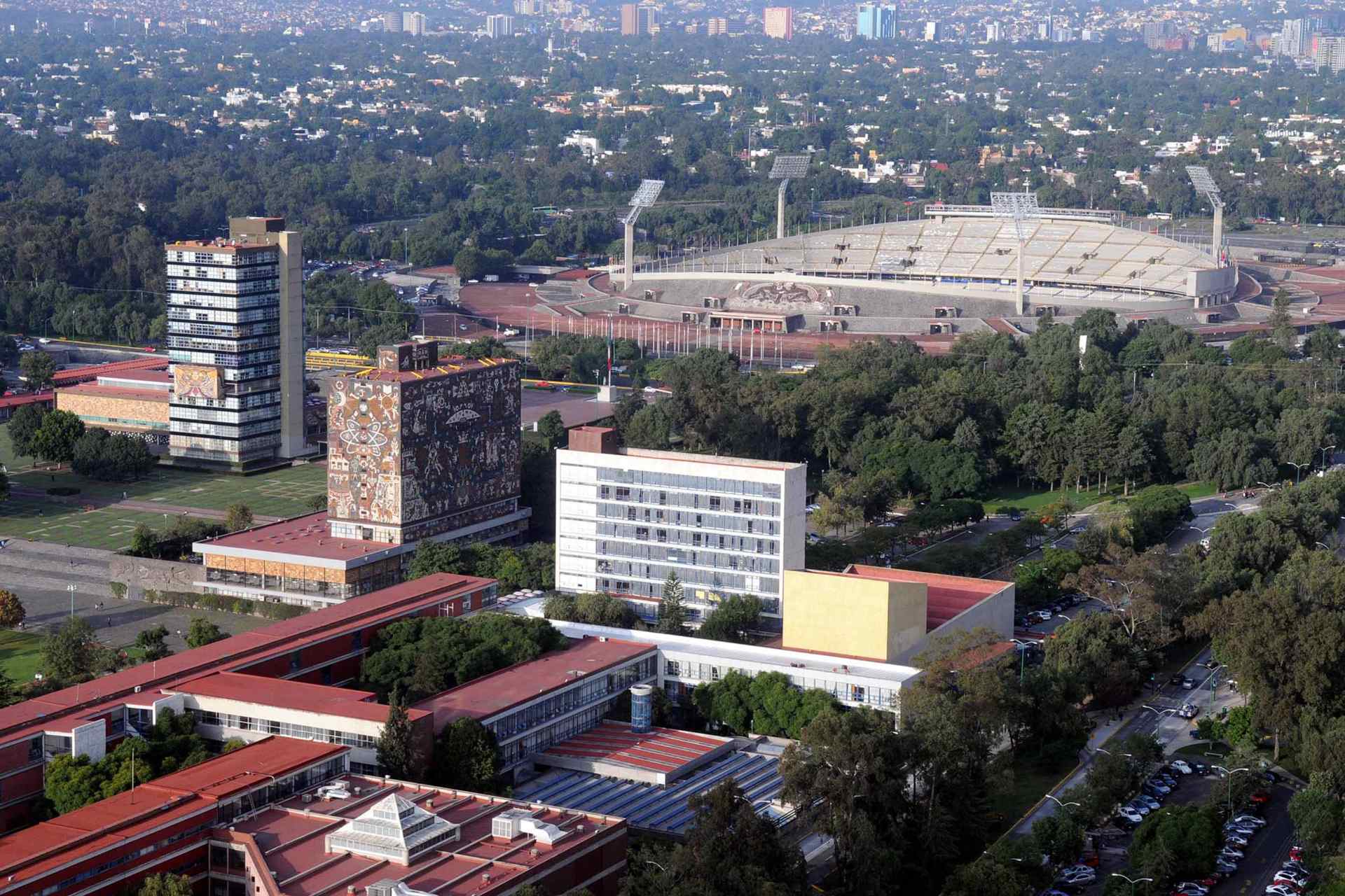 UNAM, entre las mejores universidades por disciplinas según ranking QS mundial