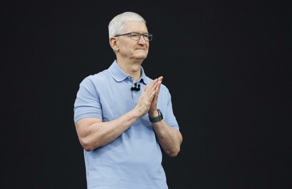 Tim Cook dejará de ser director ejecutivo de Apple