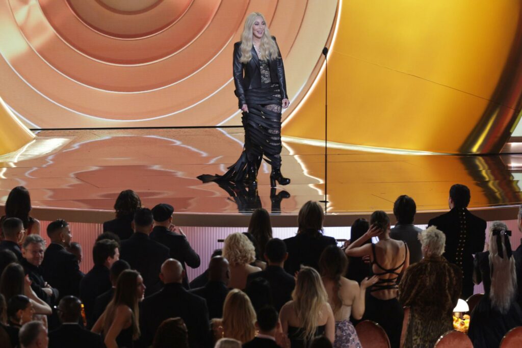 Cher pide otra vez la tutela de las finanzas de su hijo por su ‘propensión a las drogas’