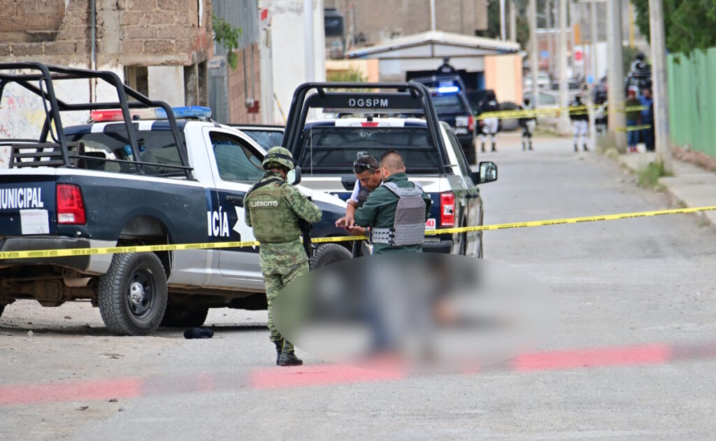 Ataque contra edificio policial en Zacatecas deja al menos un muerto