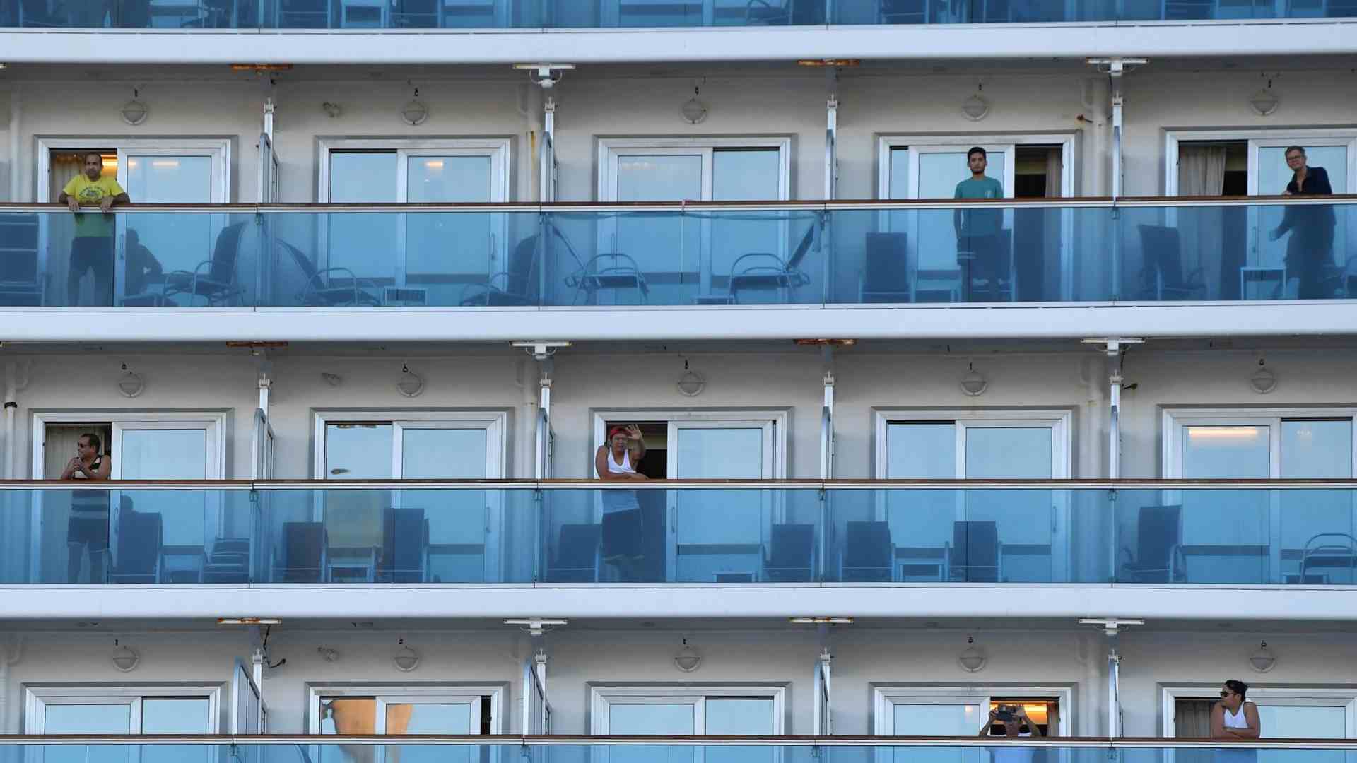 Autoridades investigan la muerte de una mujer que cayó del balcón de un crucero en EE.UU.