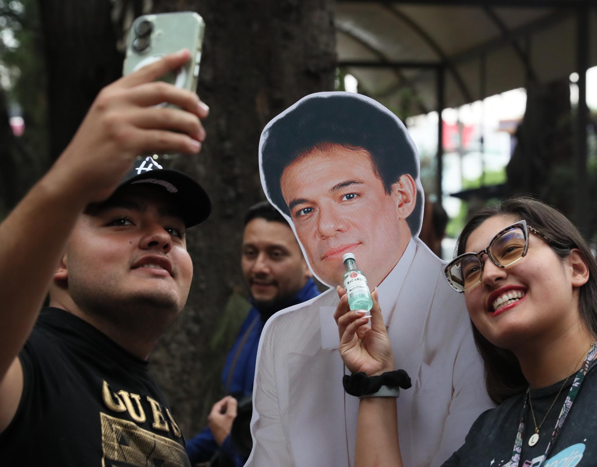 México conmemora el Día Internacional de José José y su legado: “Era un cantante único”