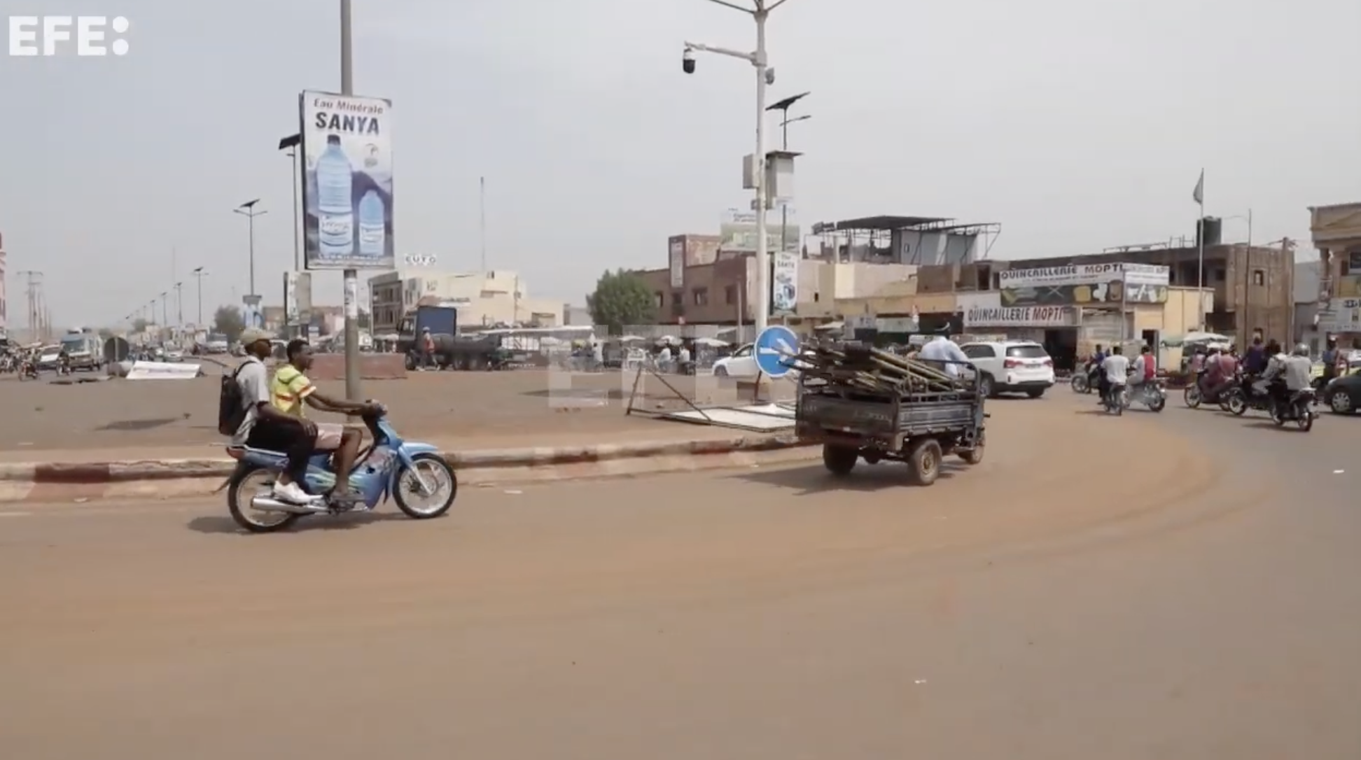 La capital de Mali recobra cierta normalidad, pero sigue alerta tras el ataque del fin de semana