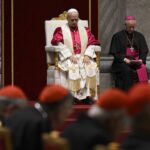 Papa León XIV encabeza vigilia por la paz y ve “esperanza” en tregua entre EE.UU. e Irán