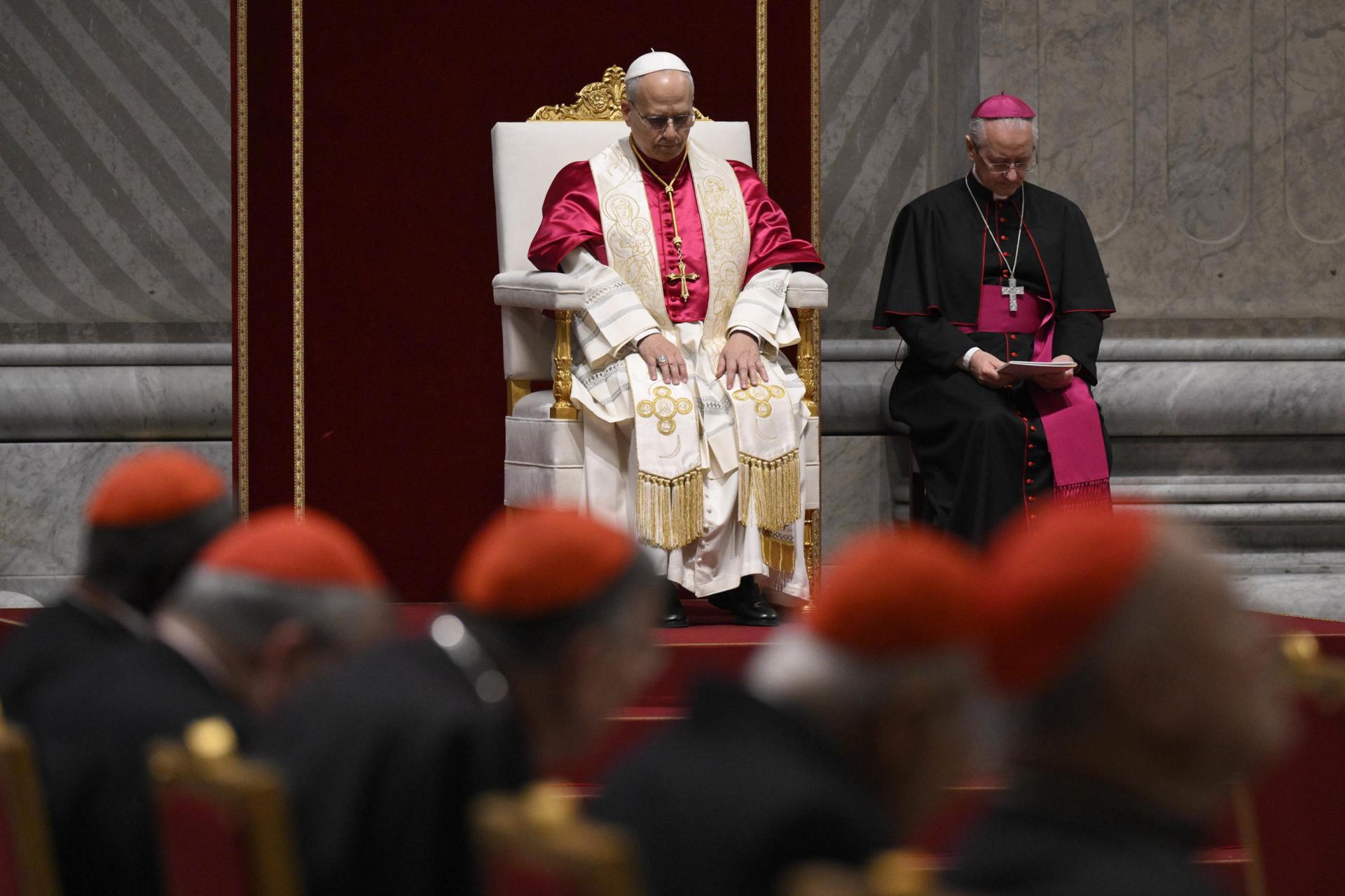 Papa León XIV encabeza vigilia por la paz y ve “esperanza” en tregua entre EE.UU. e Irán