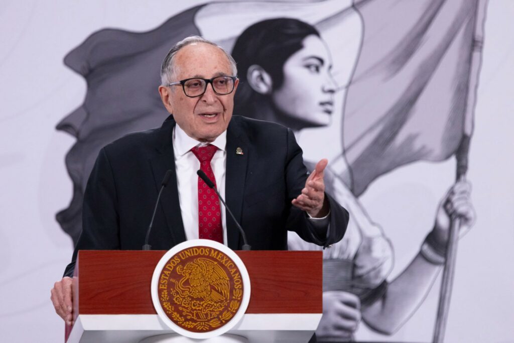 David Kershenobich: Contaminación bacteriana, posible causa de muertes por sueros vitaminados en Sonora