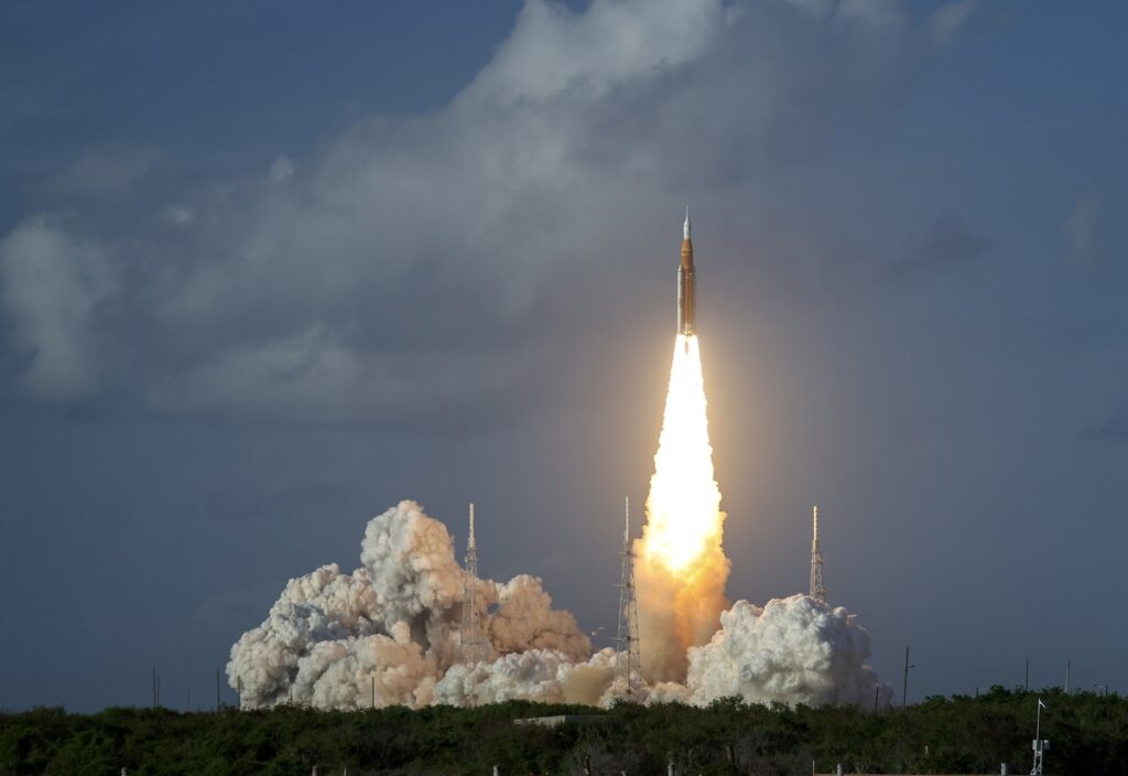 La misión Artemis II alcanza la órbita de la Tierra previo a emprender su viaje a la Luna