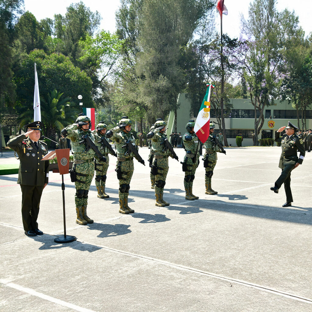 El general Juan José Gómez Ruiz asume como nuevo Comandante del Ejército Mexicano - el-general-juan-jose-gomez-ruiz-asume-como-nuevo-comandante-del-ejercito-mexicano-3-1024x1024