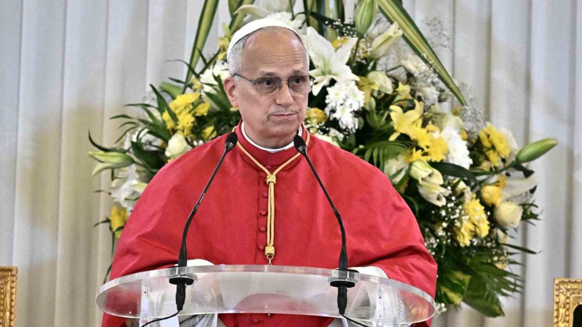 El papa pide a los dirigentes de Camerún un examen de conciencia y romper la corrupción El papa pide a los dirigentes de Camerún un examen de conciencia y romper la corrupción