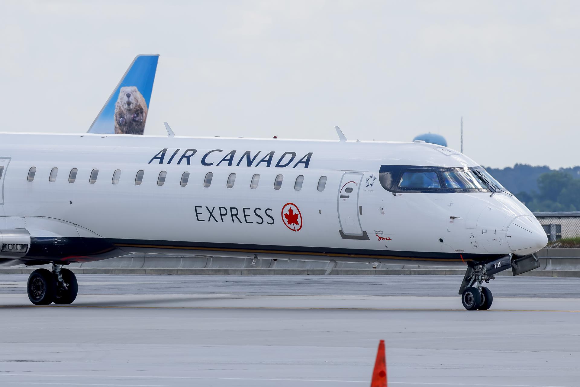 Air Canada suspende seis rutas por el aumento de los precios del combustible aeronáutico
