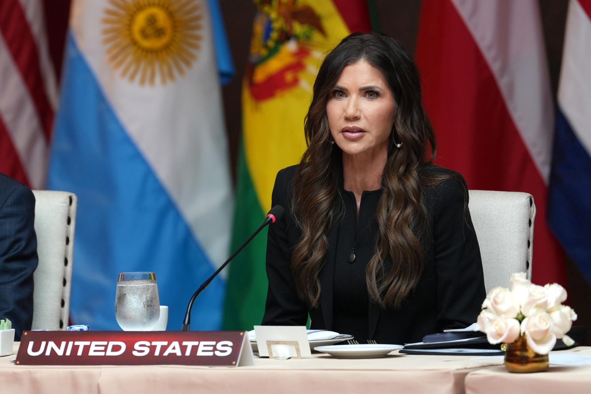 Condenado a tres años el ladrón que robó el bolso de Kristi Noem