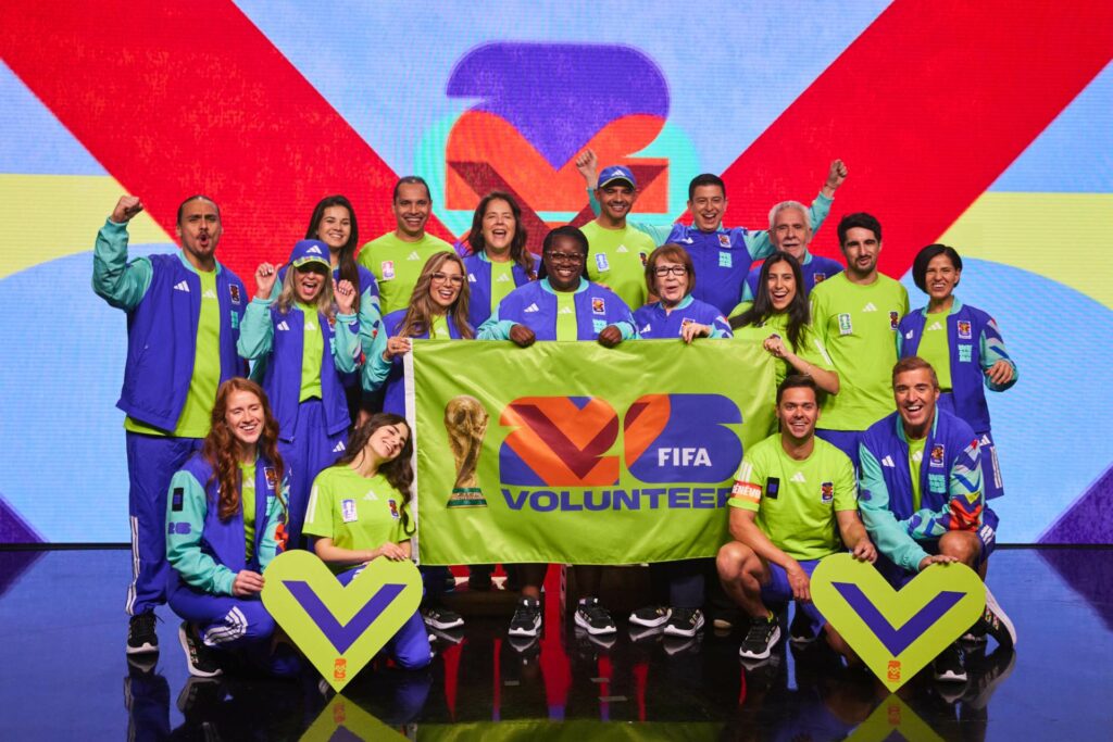 FIFA presenta el uniforme para los 50 mil voluntarios del Mundial 2026