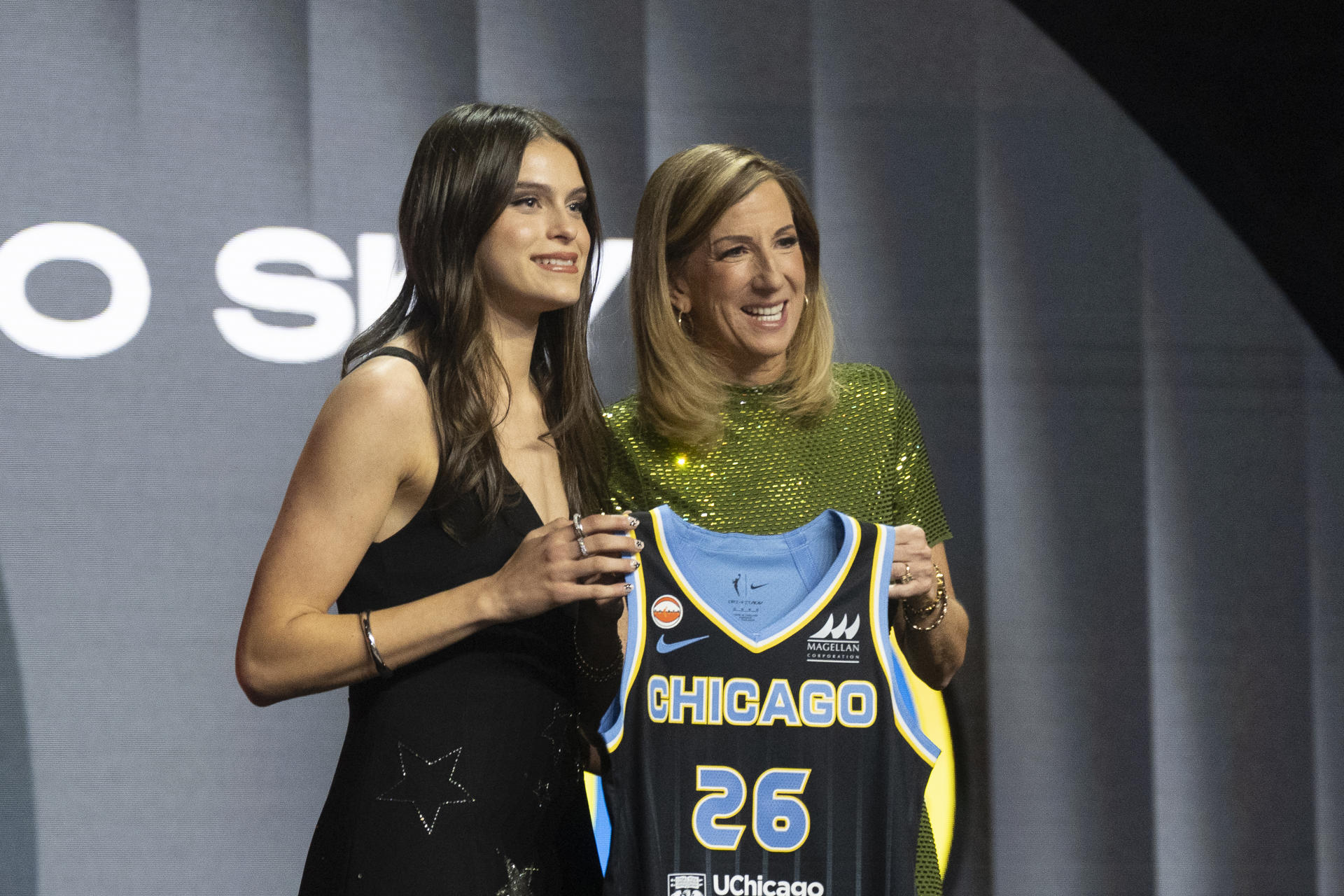 Mexicana Gabriela Jáquez hace historia como el Pick 5 del Draft de la WNBA