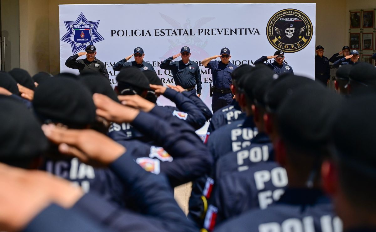 Se gradúan 46 policías estatales como primeros miembros del Grupo de Operaciones Especiales Sinaloa 2026