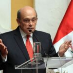 Más renuncias en Perú: del ámbito electoral al político