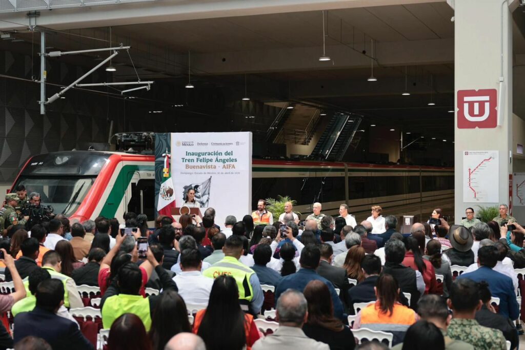 Inauguran tren que conectará Buenavista con el AIFA