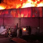 Sofocan fuerte incendio en fábrica de Ecatepec, Edomex; fueron evacuadas 100 personas
