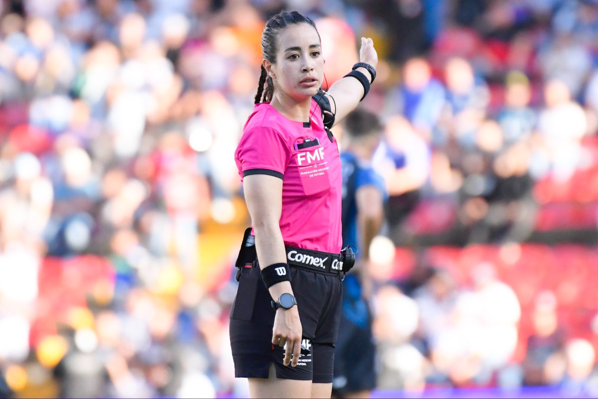 Sheinbaum celebra designación de silbante Katia Itzel García para el Mundial 2026