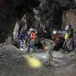Ajustan estrategia para el rescate de mineros atrapados en Sinaloa por presencia de agua