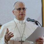 León XIV:  “El mundo está siendo destruido por unos pocos tiranos”